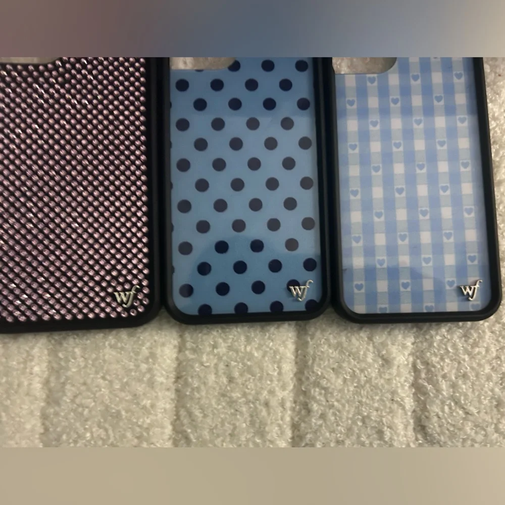 iPhone 14/15 plus wildflower cases